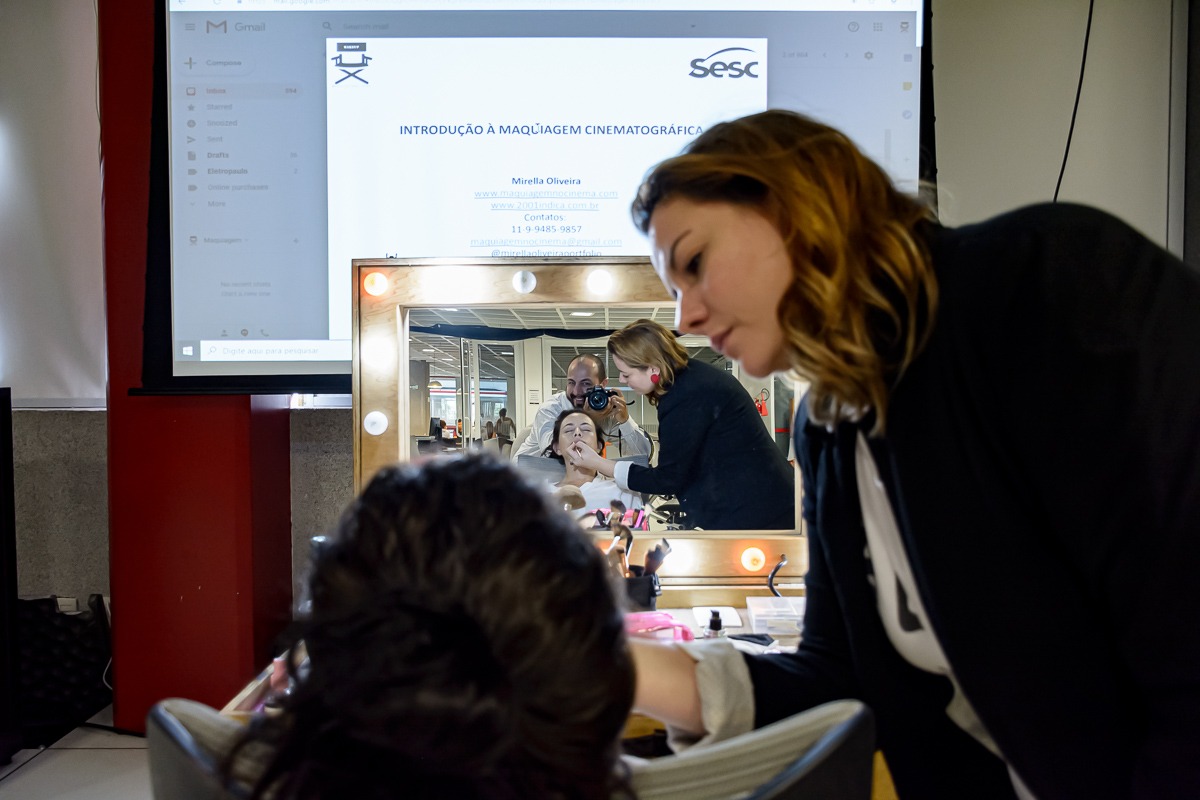 Sesc Belenzinho oferece curso gratuito com dicas e orientações de maquiagem para o cinema